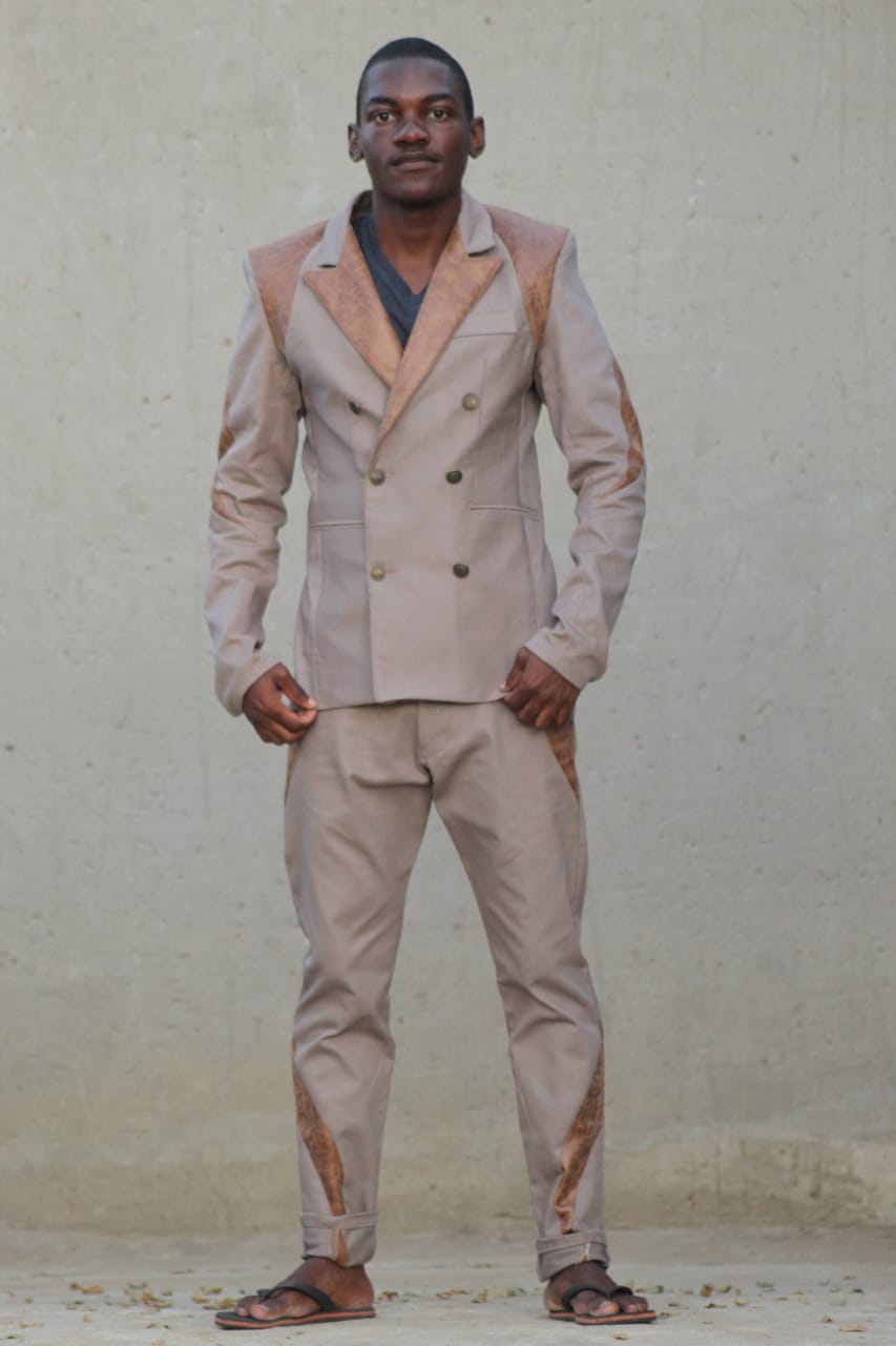 SS04676